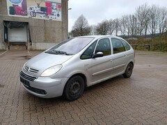 Bild des Angebotes Citroen Xsara Picasso 1.6 * Confort* Verkauf im Zustand*Ohne TÜV