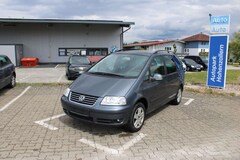 Bild des Angebotes VW Sharan 2.0 TDI Trendline*6 SITZER*8 FACH BEREIFT