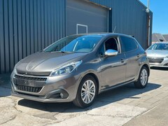 Bild des Angebotes Peugeot 208 Signature Garantie*Navi*Touchscreen*Klima*
