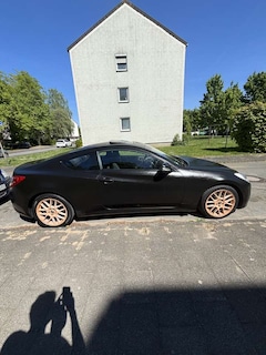 Hyundai Genesis Coupe 2.0 T