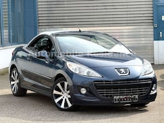Bild des Angebotes Peugeot 207 CC Cabrio 1.6 Limited Edition*LEDER*SHZ*TEMP