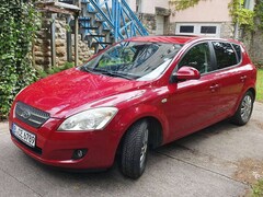 Bild des Angebotes Kia Ceed / cee'd Kia Ceed 1.6  Wandler-Automatik, Schiebedach, TÜV + Service Neu, Teilleder
