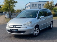 Bild des Angebotes Peugeot 807 Premium*Tempo*AHK*PDC*