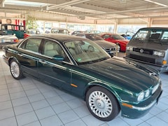 Bild des Angebotes Jaguar XJR XJ8 Super V8 in bester britischer Farbgebung