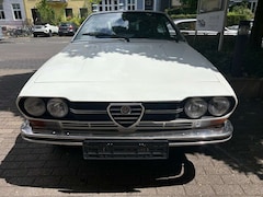 Alfa Romeo Alfetta GTV 2000 Lusso Coupé 1. Serie Chrommodell