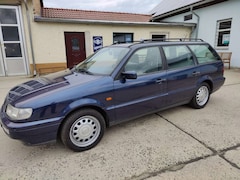 VW Passat Variant 1.8 Trend