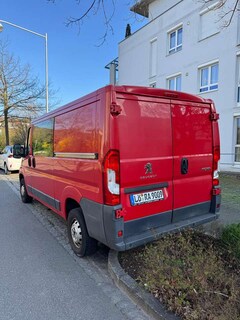 Bild des Angebotes Peugeot Boxer 335 L2H1 Pro BlueHDi 130