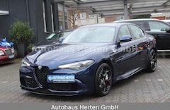 Bild des Angebotes Alfa Romeo Giulia Quadrifoglio 2.9T*ACC*CARBON*10TKM*VOLL*