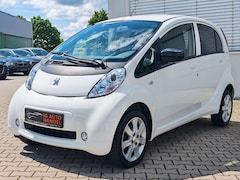 Peugeot iOn Modell 2017 49KW Schnellladen Batterie 14,5K