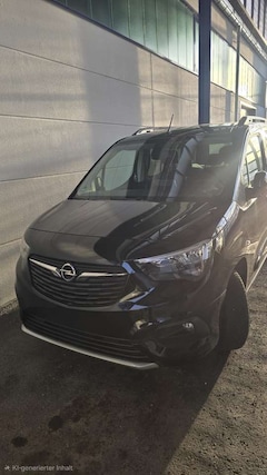Bild des Angebotes Opel Combo MwSt. ausweisbar, 12.400 Km, BJ 2023,8-fach-Reifen