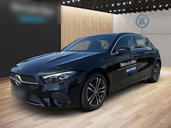 Bild des Angebotes Mercedes-Benz A 180 A 180 Kompaktlimo *PROGRES*MBUX*MEMO*AHK*SHZ*
