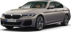 Bild des Angebotes BMW 545 E XDRIVE A Sportpaket HUD AD AHK-klappbar AHK Navi