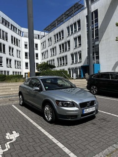 Bild des Angebotes Volvo C30 2.0 Momentum Sitzheizung Perf.Sound. Cruise
