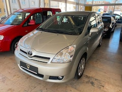 Bild des Angebotes Toyota Corolla Verso 1.8 Sol/1.Hand/52tkm/Autm./7Sitzer