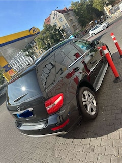 Bild des Angebotes Mercedes-Benz ML 300 CDI 4Matic 7G-TRONIC DPF BlueEFFICIENCY