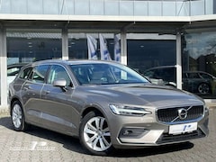 Bild des Angebotes Volvo V60 B4 D Aut. Panorama Navi Leder virt.Cockpit M+S  SH