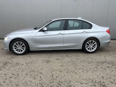 Bild des Angebotes BMW 316 i Sport Line *Sportsitze*PDC*Xenon*17"Alu
