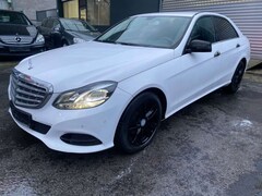 Bild des Angebotes Mercedes-Benz E 200 Blue Lim.NEU MOTOR*BEI MERCEDES *180000KM