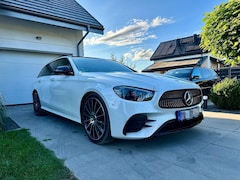 Bild des Angebotes Mercedes-Benz E 220 d T 9G-TRONIC AMG Line