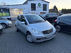 Bild des Angebotes Mercedes-Benz A 180 BlueEfficiency*SHZ*4S-REIFEN*KLIMA