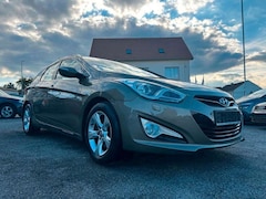 Bild des Angebotes Hyundai i40 5 STAR EDITION SHZ + PDC + AHK + TEMP