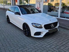Bild des Angebotes Mercedes-Benz E 200 AMG, Night, Panoramadach, AHK, 20" + Garantie!!!