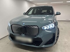 Bild des Angebotes BMW iX1 xDrive30 M Sportpaket Pro Head-Up AHK DAB LED AHK
