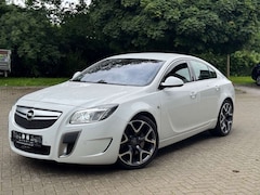 Opel Insignia A Lim. OPC 4x4 / TÜV NEU /