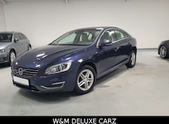 Bild des Angebotes Volvo S60 Lim. Summum/Xenon/Navi/Rückfahrkamera/PDC/Le