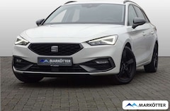 Bild des Angebotes SEAT Leon Sportstourer FR  ACC/PDC/LED/LHZ/CarPlay