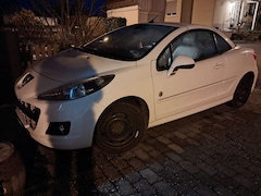 Bild des Angebotes Peugeot 207 207 CC 120 VTi Roland Garros
