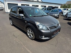 Bild des Angebotes Toyota Corolla Verso 2.2 D-CAT 7Sitzer AHK