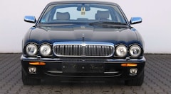 Bild des Angebotes Jaguar Daimler Super V8 Langversion 2 Jahre Garantie
