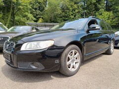 Bild des Angebotes Volvo V70 Kombi Momentum