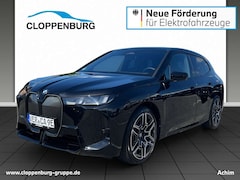 Bild des Angebotes BMW iX xDrive45 M-Sportpaket Head-Up UPE: 101.280€