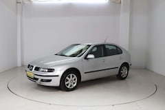 SEAT Leon 1.6 16V komplett Seat Service * 1. Hand Stella