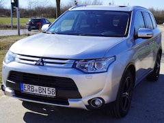 Bild des Angebotes Mitsubishi Outlander Outlander 2.2 DI-D 4WD Top