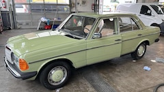 Bild des Angebotes Mercedes-Benz 240 W123