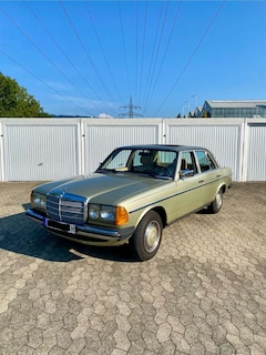 Mercedes-Benz 200