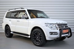 Bild des Angebotes Mitsubishi Pajero 3.2 DI-D Top+Navi+Kamera+Xenon+7.Sitzer