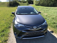 Toyota Avensis Touring Sports 1.8 Multidrive S Team Deutschland