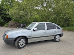 Bild des Angebotes Opel Kadett E CC, 1.6, Dream, H Zulassung, Behindertengerecht