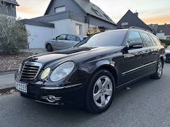 Bild des Angebotes Mercedes-Benz E 320 T CDI 7G-TRONIC Avantgarde DPF