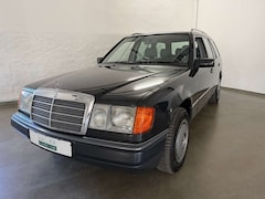 Bild des Angebotes Mercedes-Benz 230 TE,W124, 1. Hand,sehr schöner Originalzustand