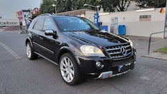 Bild des Angebotes Mercedes-Benz ML 320 CDI 4Matic 7G-TRONIC AMG PAKET ( EINZELSTÜCK!!!)