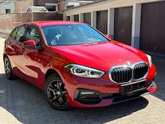 Bild des Angebotes BMW 116 d "Sport Line"/Navi/Leder/PDC/Live Cockpit