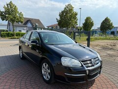 Bild des Angebotes VW Jetta 1.6 Comfortline (ZAHNRIEMEN NEU)+TEMPOMAT+SHZ