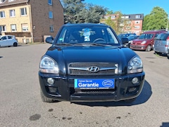 Hyundai TUCSON 2.0 GLS (2WD)