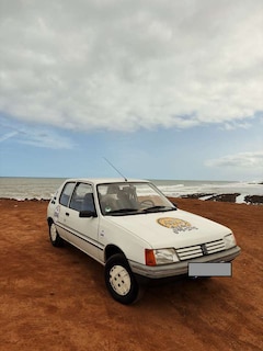 Bild des Angebotes Peugeot 205 205 Junior / H-Kennzeichen TÜV Neu wenig KM