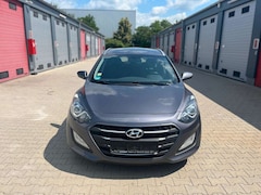 Bild des Angebotes Hyundai i30 cw blue Trend